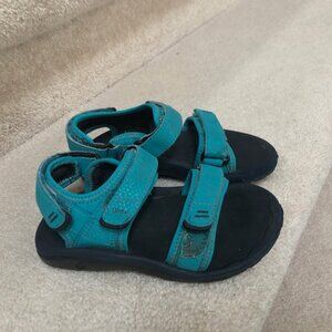 Olukai Sandals kids teal Size 11.5 OldNavy Sneakers s for school Spring clothing